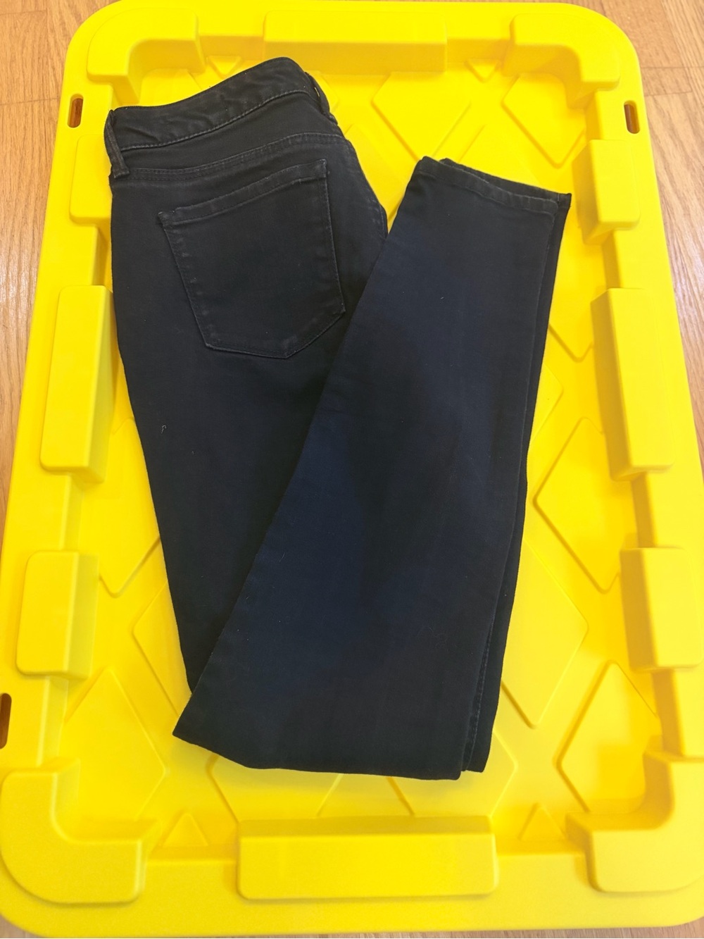 Ladies Size 10/30 "Jessica Simpson" Black Skinny Jeans GUC
